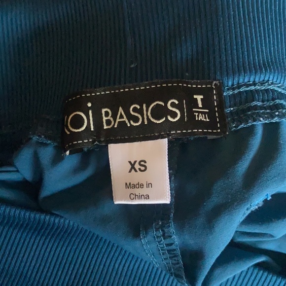 Women’s Scrub Pants - Picture 3 of 3